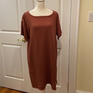 Eileen Fisher Organic Cotton Gauze s/s Dress in Cinnamon. PL. EUC